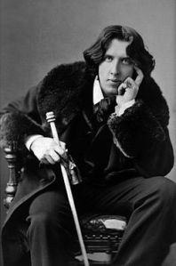 250px-Oscar_Wilde_portrait