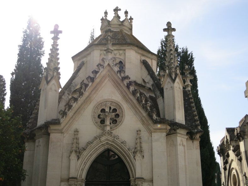 Panteón (Cementerio sacramental de San Justo)