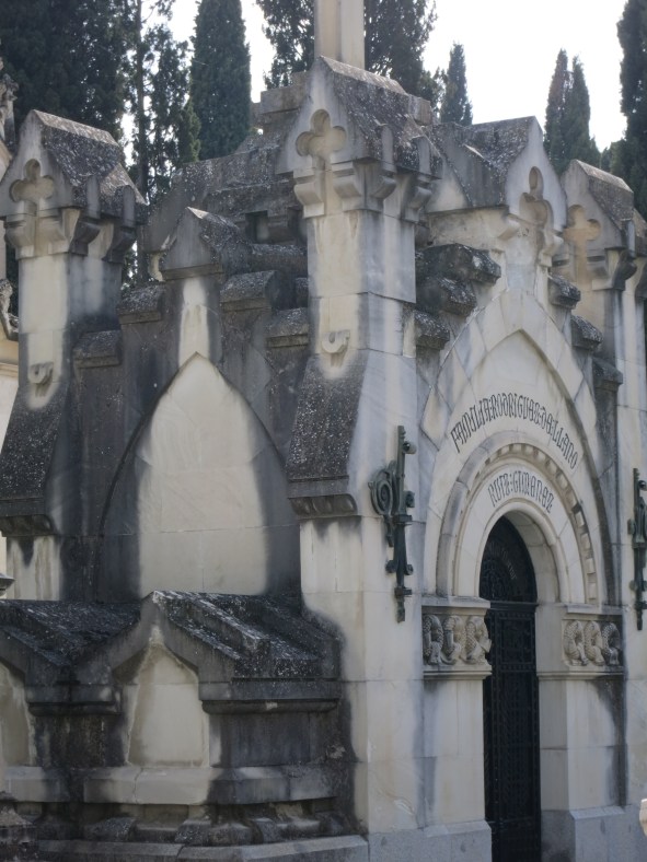 Panteón (Cementerio sacramental de San Justo)