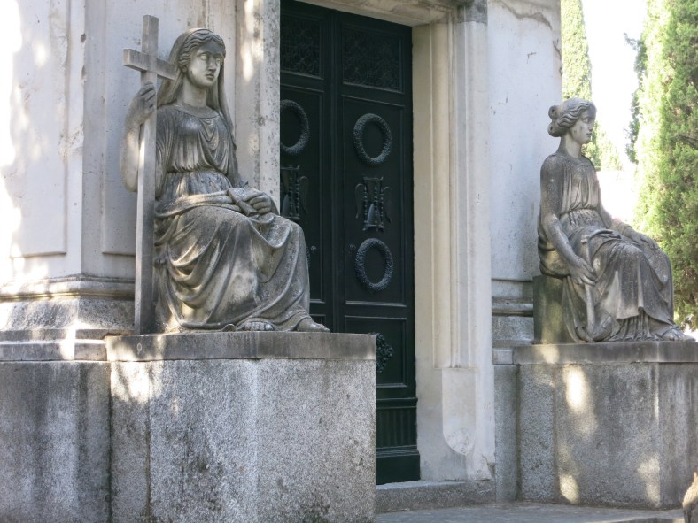 tema funerario