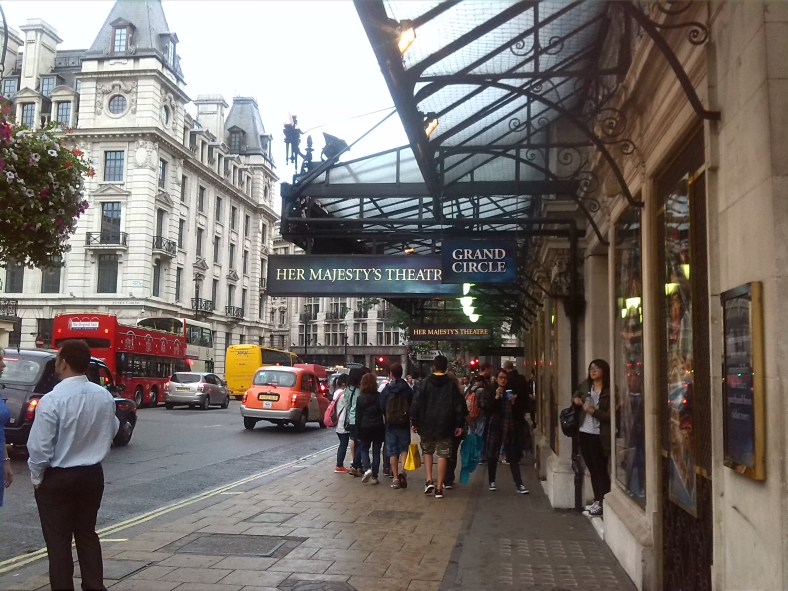 Su majestad el teatro