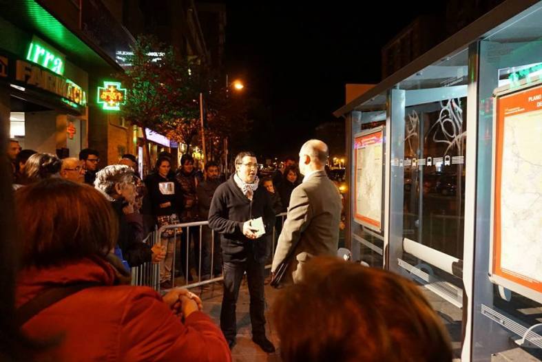 Una parada de autobús